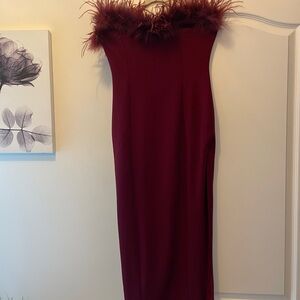 Elegant Burgundy Strapless Dress